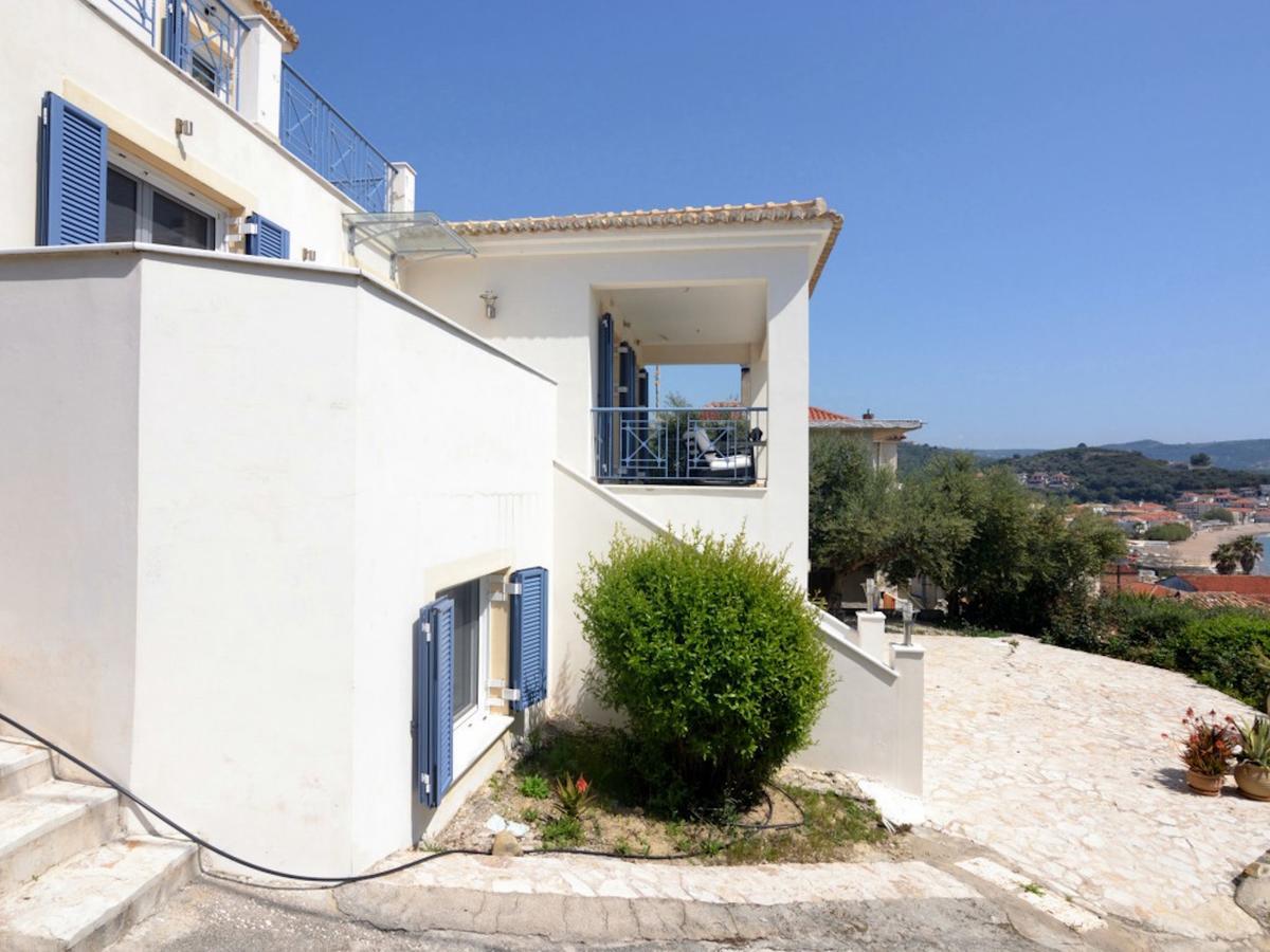 Beautiful Villa In Finikounda Near The Seabeach Kültér fotó